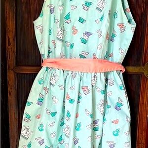 Disney parks Size M Alice in Wonderland Tea Party Dress